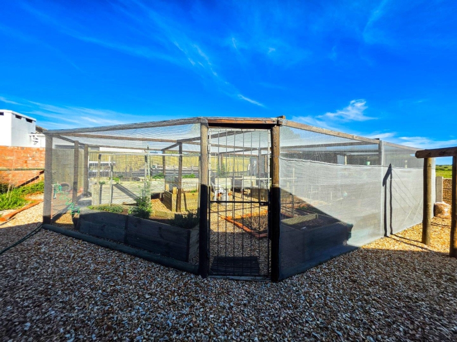 2 Bedroom Property for Sale in Stilbaai Western Cape